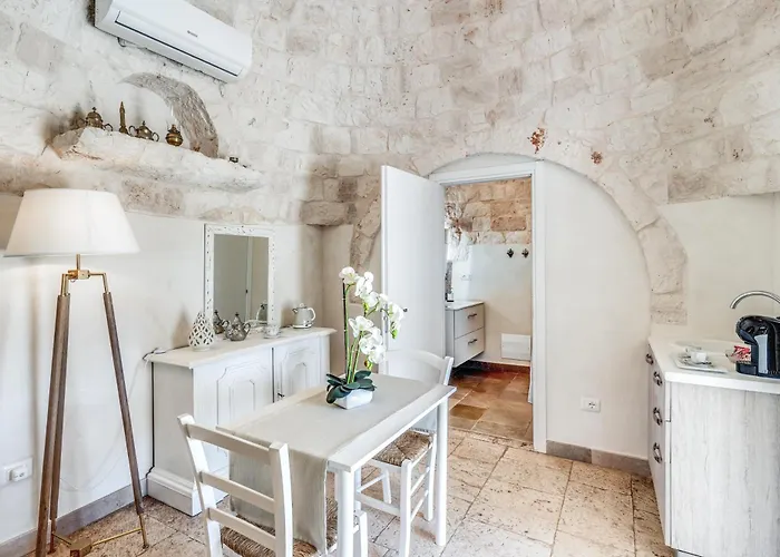 Trullo 4* 奥斯图尼