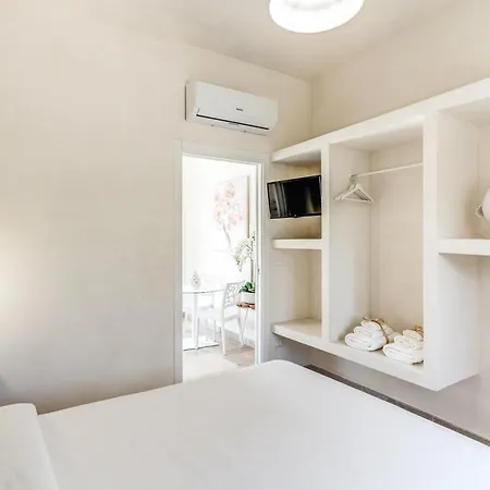 Trullo בית הארחה 4*